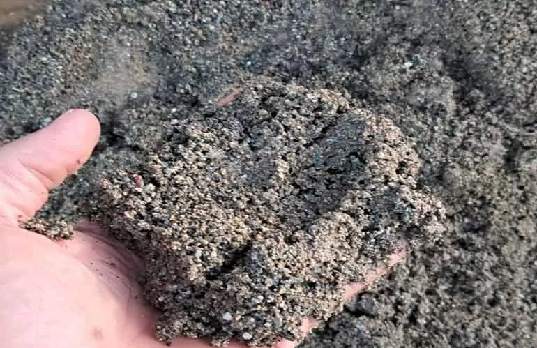 0.5-siyah-kum-(kaba-sıva-ve-örme-kumu1